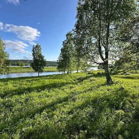 Tuomaa - Authentic Riverside Rovaniemi