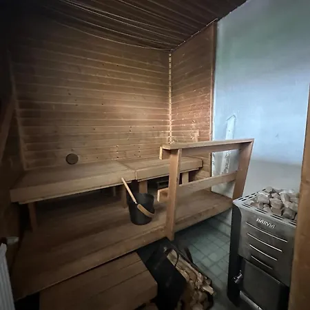 Tuomaa - Authentic Riverside ヴィラ