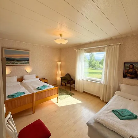 Tuomaa - Authentic Riverside Rovaniemi