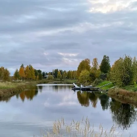 Tuomaa - Authentic Riverside Rovaniemi