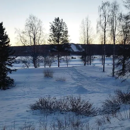 Tuomaa - Authentic Riverside Villa