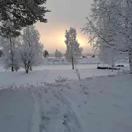 Villa Tuomaa - Authentic Riverside Rovaniemi