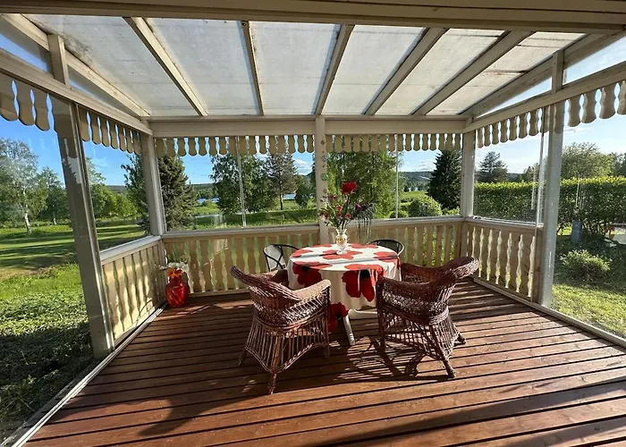 Tuomaa - Authentic Riverside Βίλα *