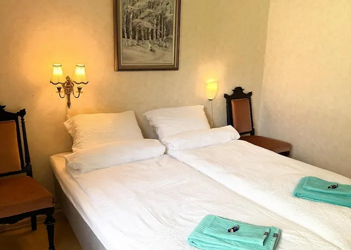 Tuomaa - Authentic Riverside *