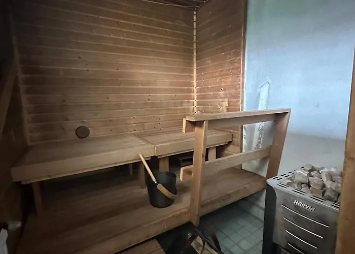 Tuomaa - Authentic Riverside Βίλα