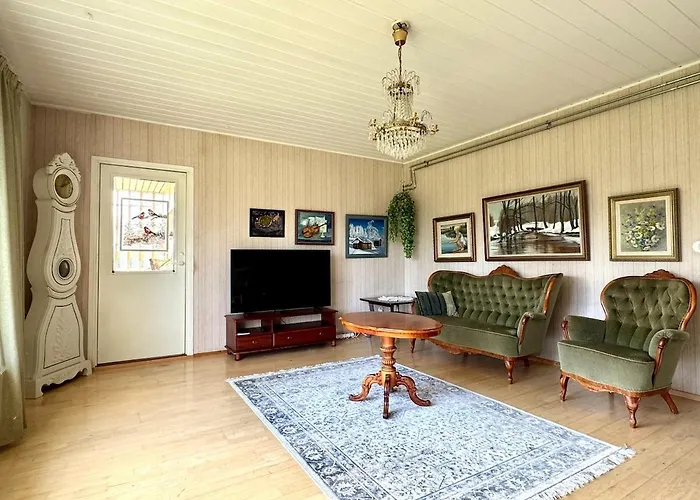 Tuomaa - Authentic Riverside Ροβανιέμι